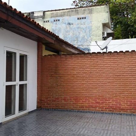 Casa Proxima A Praia Guarujá Exteriör bild